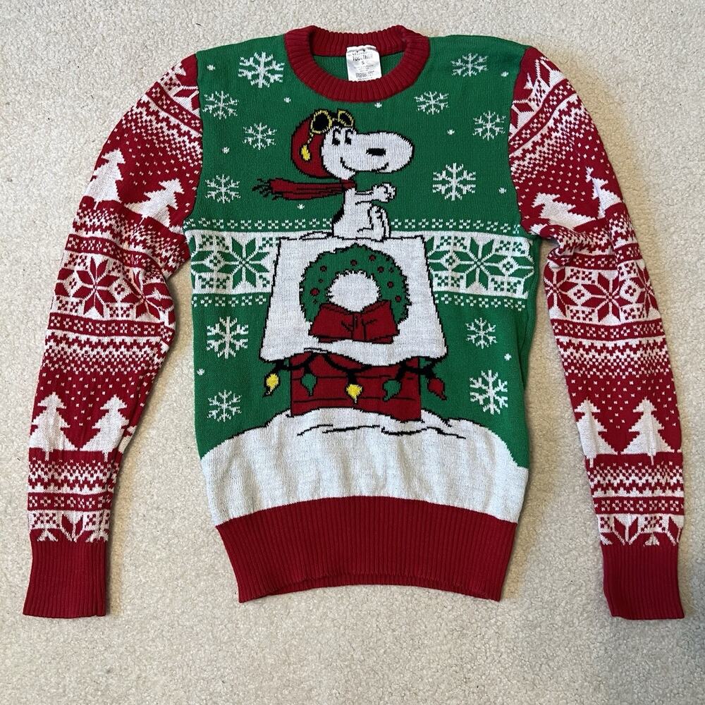 Peanuts Snoopy Christmas Sweater Small Green Red Snow Ugly Holiday Doghouse Knit